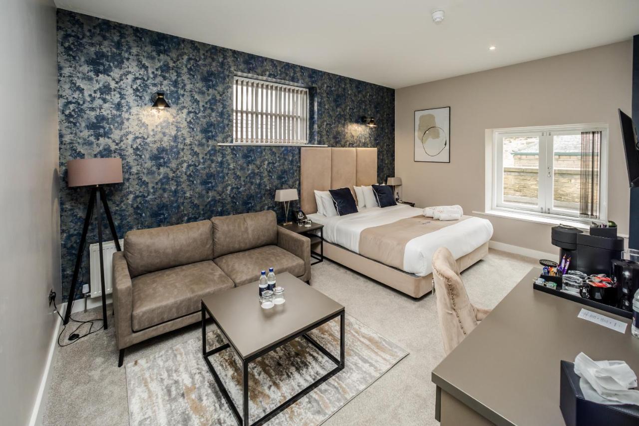 Stay Hotel Huddersfield Bagian luar foto