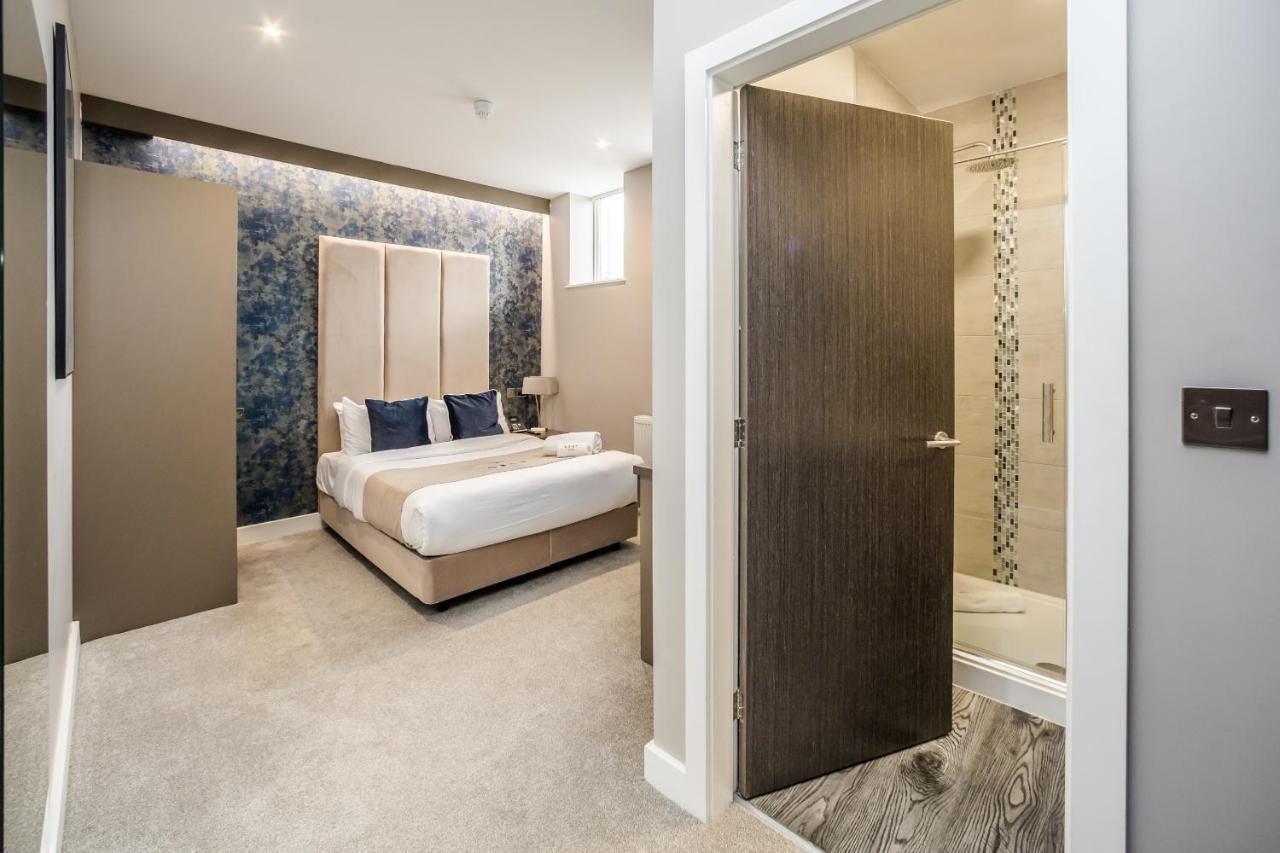 Stay Hotel Huddersfield Bagian luar foto
