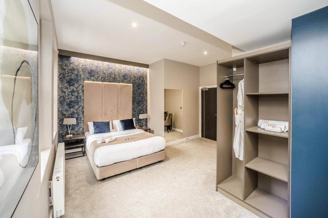 Stay Hotel Huddersfield Bagian luar foto
